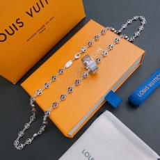 Louis Vuitton Necklaces